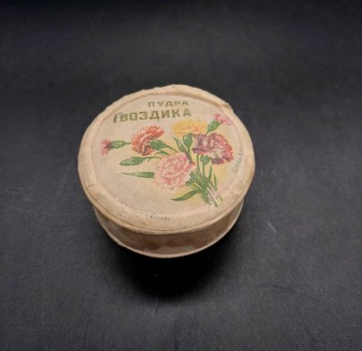 Пудра винтажная "Гвоздика", картон, пудра, Фабрика «Новая заря», СССР, 1965 г.