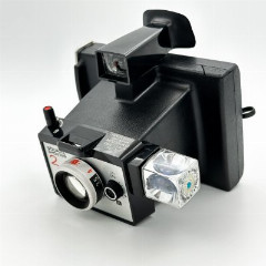 Фотоаппарат "Polaroid Land Camera Square Shooter 2" с инкструкцией, композитный материал, стекло, металл, США, 1970-1975 гг.