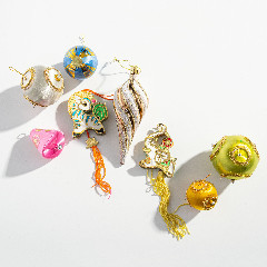 Набор елочных игрушек, пластик, шелковая нить, бумага, стекло, Китай, 1990-2015 гг.