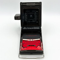 Фотоаппарат "Polaroid Land Camera Zip" с инструкцией, пластик, бумага, печать, США, 1974-1977 гг.