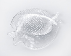 Набор из двух тарелок "Рыбы", стекло, Китай, 2000-2015 гг.