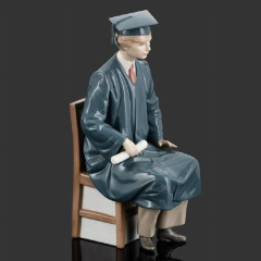 Статуэтка "Юноша выпускник", фарфор, Lladro, Испания, 1990-2000 гг.