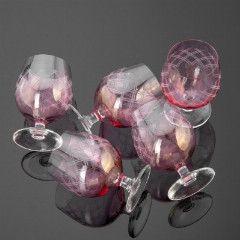 Набор бокалов розового оттенка для крепленых вин на 5 персон, цветное стекло, резьба, СССР, 1970-1990 гг.