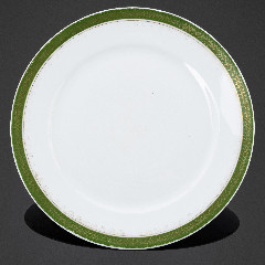 Тарелка столовая с с орнаментальной каймой