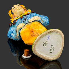 Штоф "Шут Риголетто", Ceramiche Sam, San Marino, фаянс, глазурь, роспись, Италия, 1960-1980 гг.