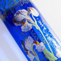 Ваза с изображением ирисов (Легра), стекло, роспись эмалями, золочение, Франция, 1890-1914 гг.