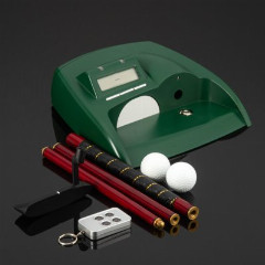Набор подарочный для игры в гольф в офисе, дерево, пластик, металл, Китай, 2010-2020 гг.