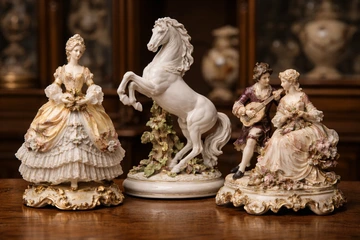 Скупка редких статуэток