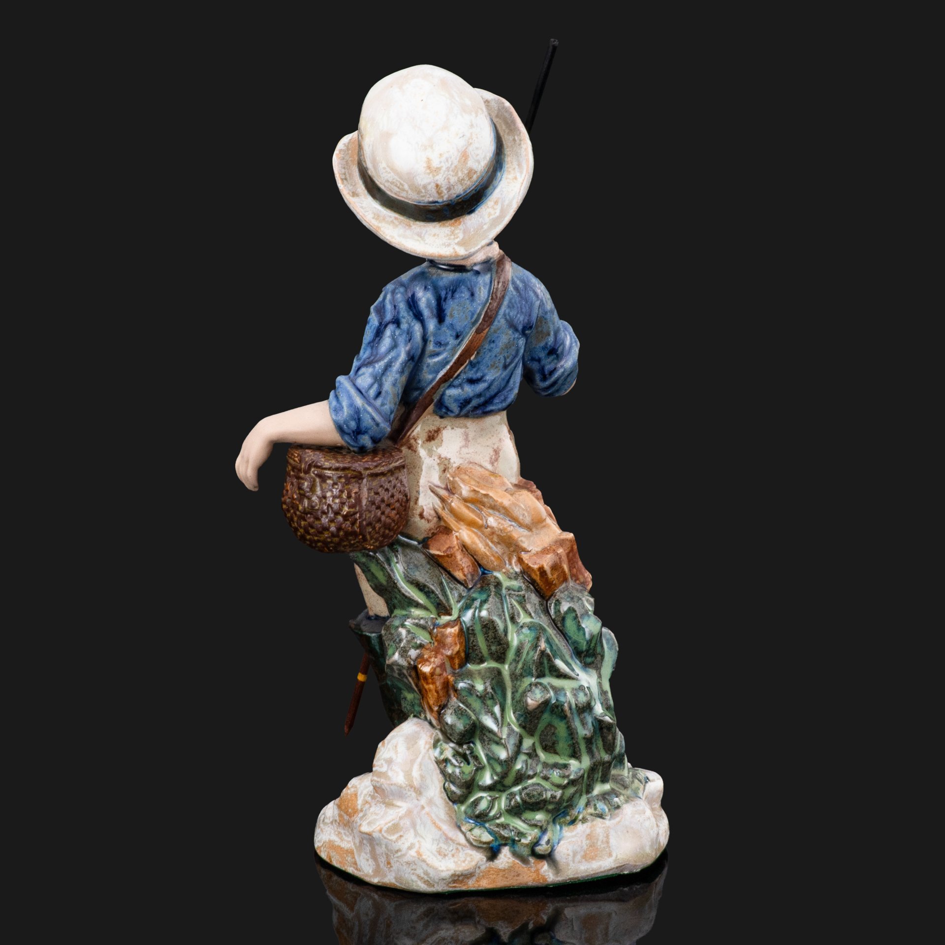 Статуэтка "Мальчик-рыбак с удочкой", мануфактура Porcelana Artistica Levantina (PAL)
