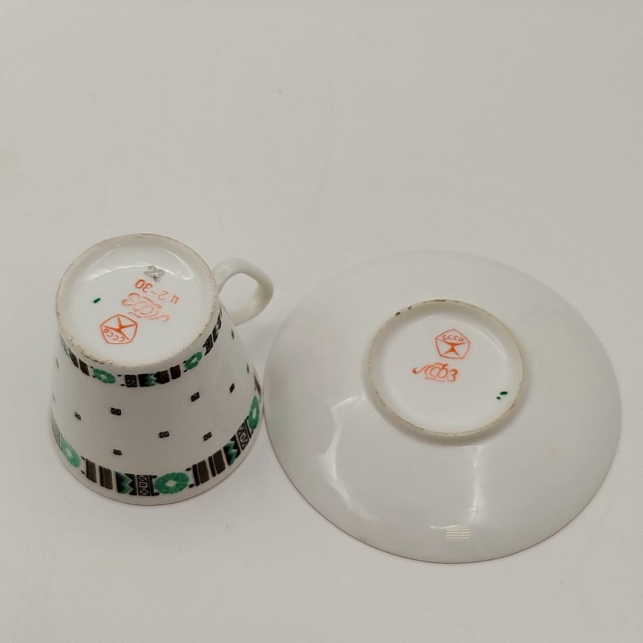 Пара кофейная с геометрическим декором, фарфор, деколь, золочение, Ленинградский фарфоровый завод (ЛФЗ), СССР, 1970-1992 гг.