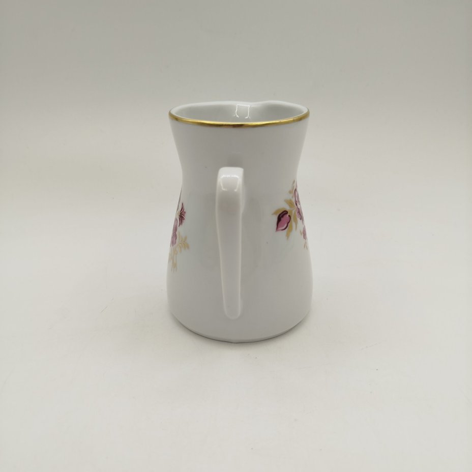 Молочник с цветочным декором, фарфор, деколь, золочение, Freiberger Porzellan, ГДР, 1970-1990 гг.