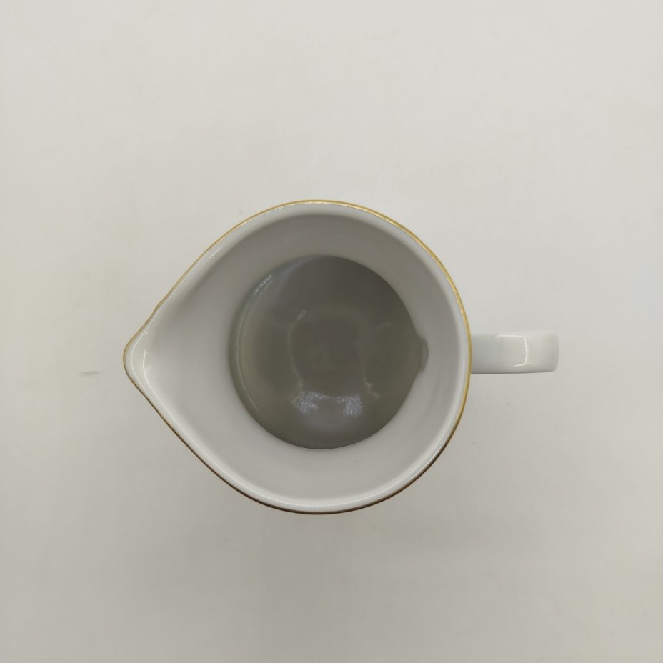 Молочник с цветочным декором, фарфор, деколь, золочение, Freiberger Porzellan, ГДР, 1970-1990 гг.