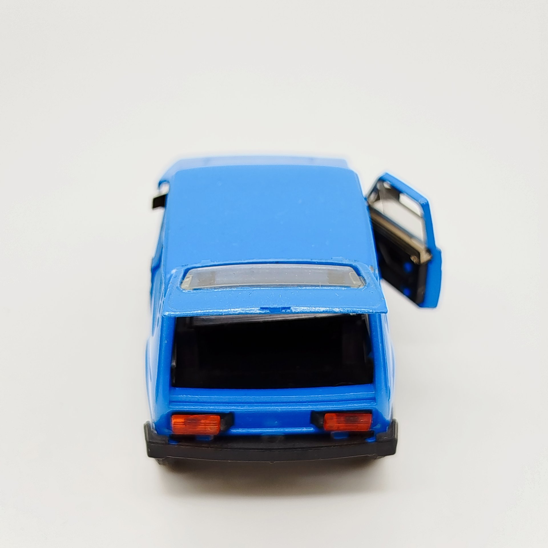 Модель автомобиля "Lada 2121" (Нива)