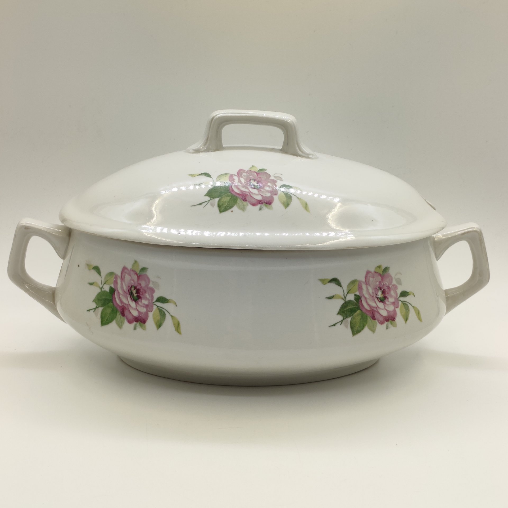 Террина/супница с цветочным декором