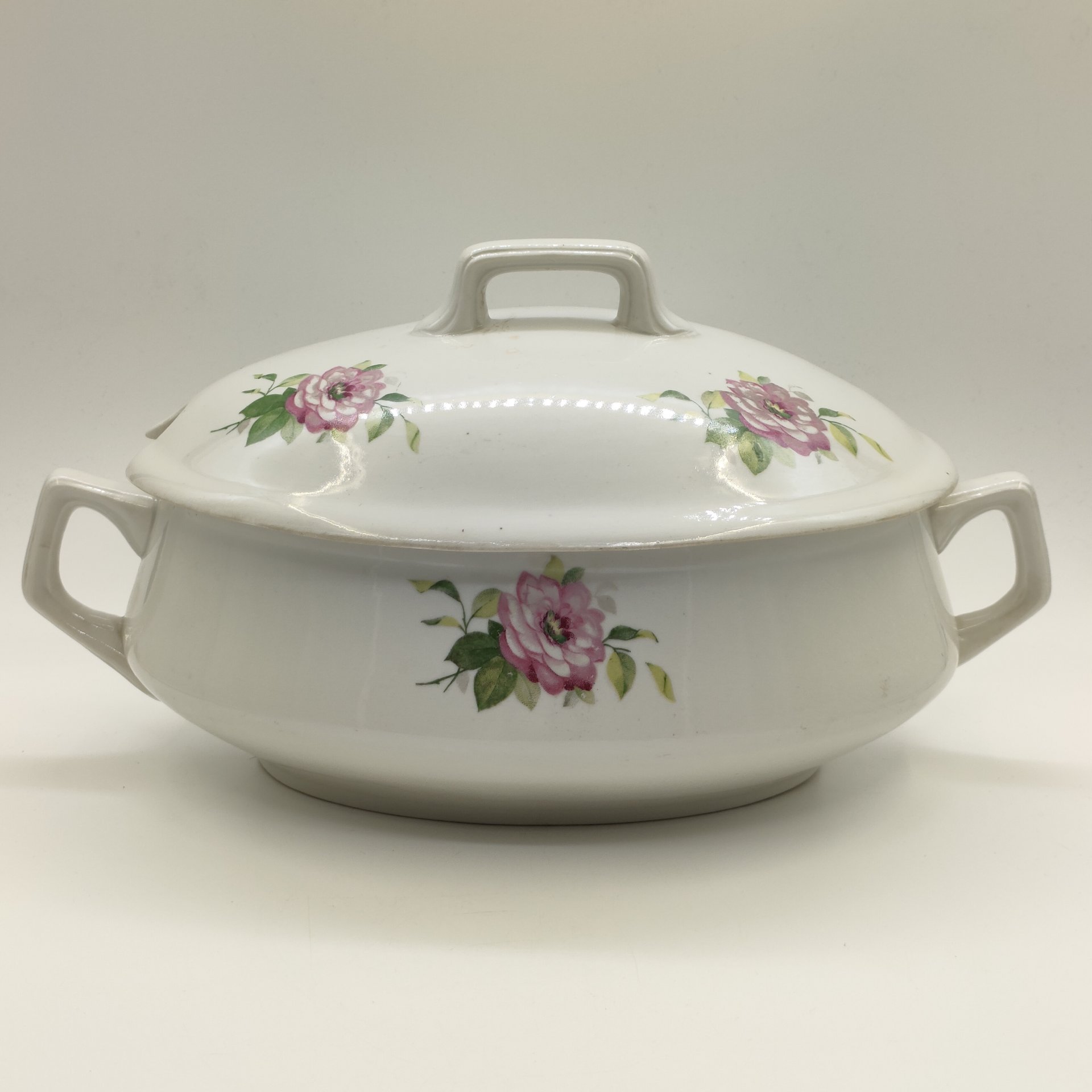 Террина/супница с цветочным декором