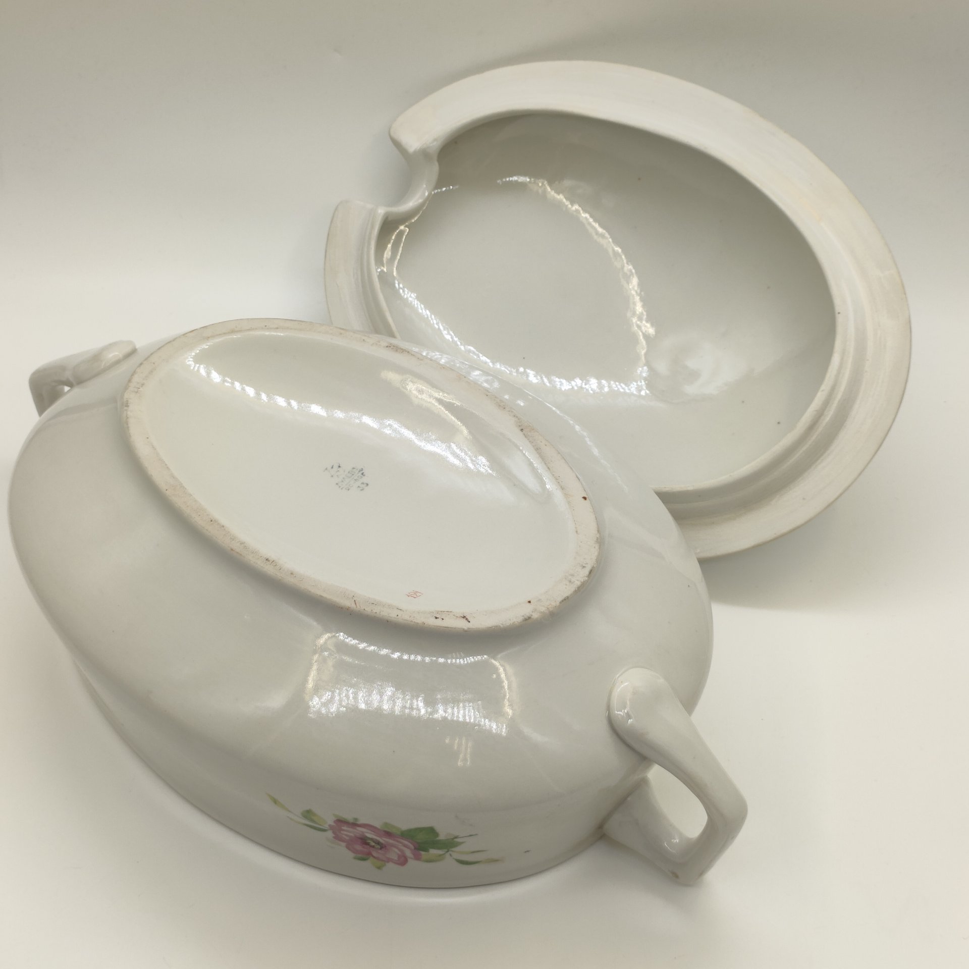 Террина/супница с цветочным декором