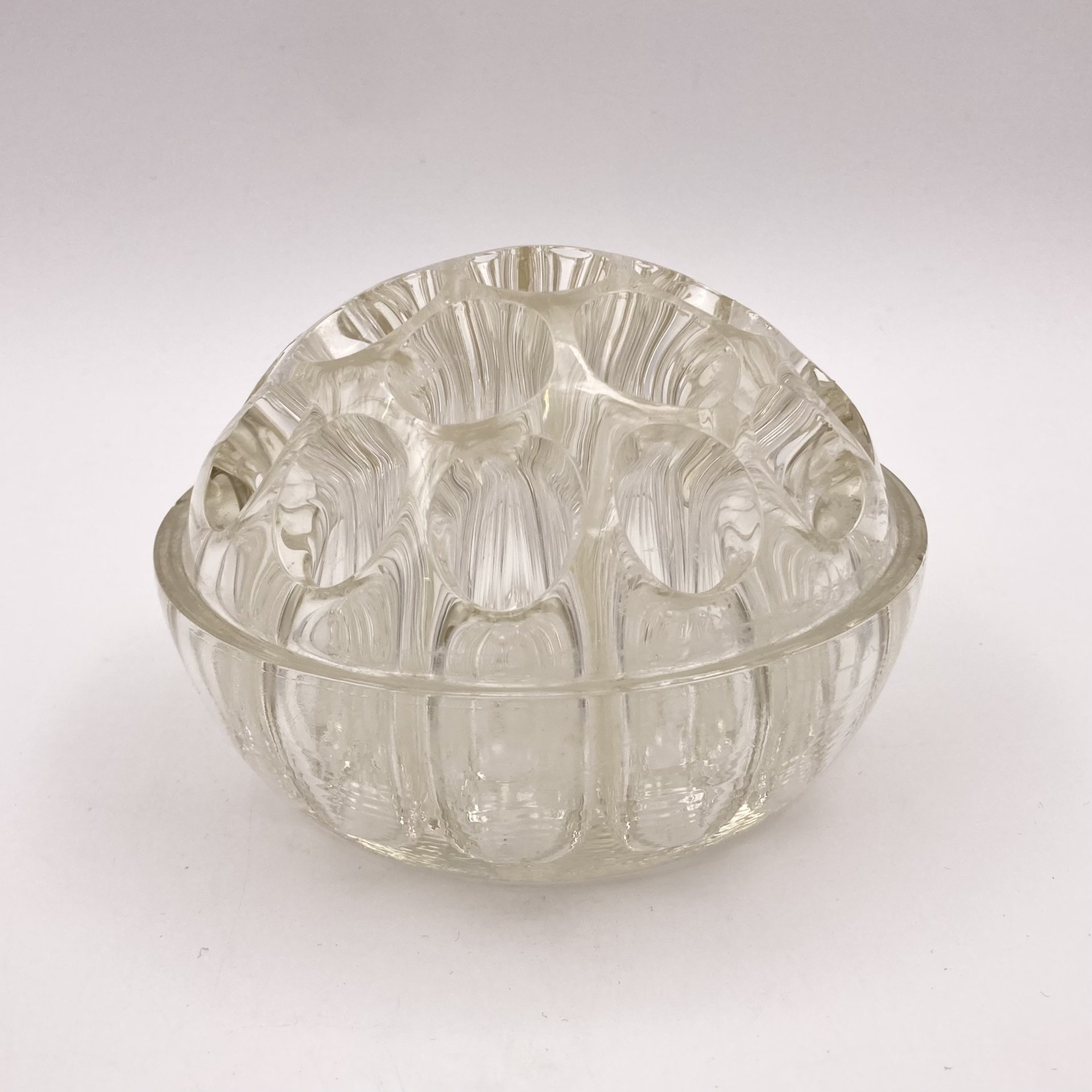 Ваза-подставка для цветов (роуз-боул, rose-bowl), стекло, пресс, Франция, 1960-1980 гг.