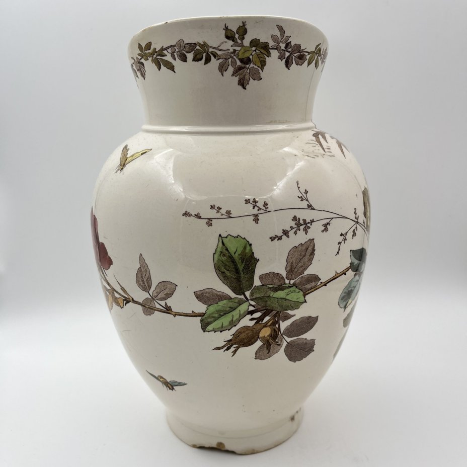 Кувшин, украшенный цветочным декором, фаянс, деколь, Villeroy & Boch, Германия, 1874-1909 гг.