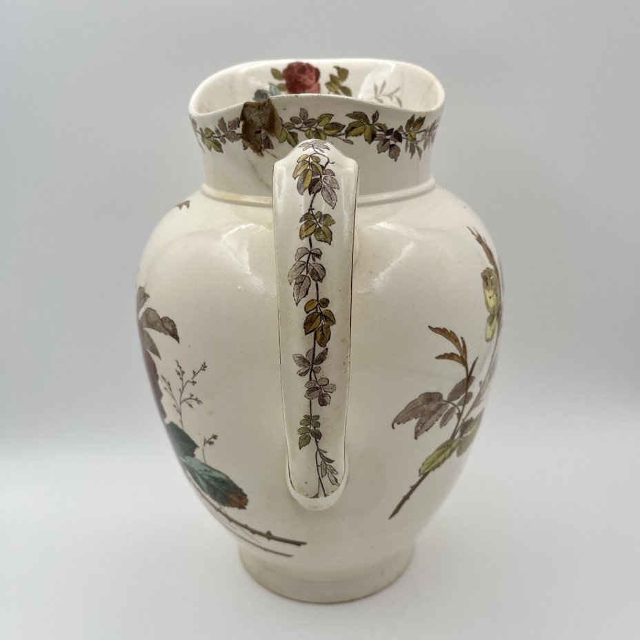 Кувшин, украшенный цветочным декором, фаянс, деколь, Villeroy & Boch, Германия, 1874-1909 гг.