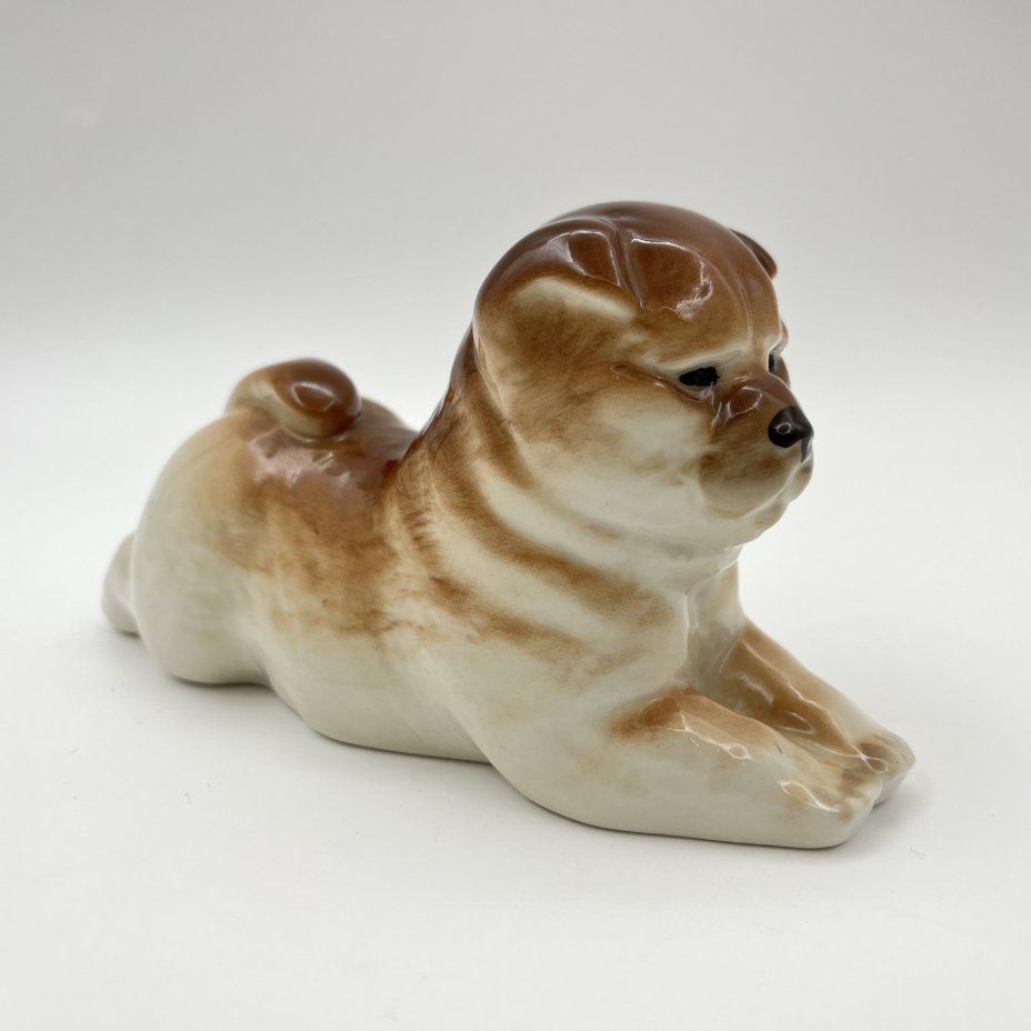 Статуэтка "Чау-чау", скульптор П.П. Веселов, фарфор, аэрография, Ленинградский фарфоровый завод (ЛФЗ), СССР, 1970-1990 гг.