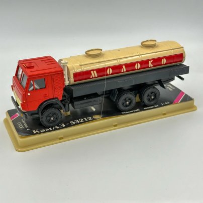 Модель автомобиля "КАМАЗ-53212" (Молоко), Арек