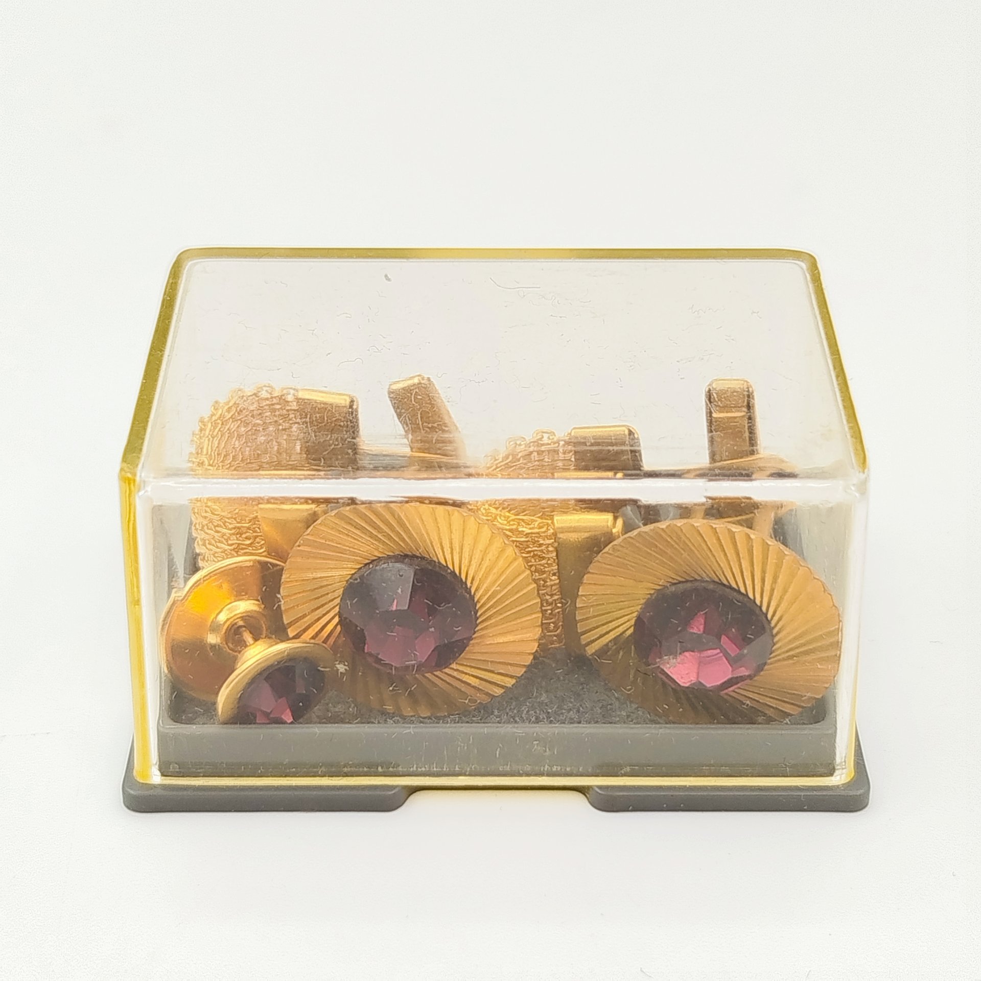 Запонки "Эффект" и брошь-зажим золотистого цвета с вставками фиолетового оттенка в футляре