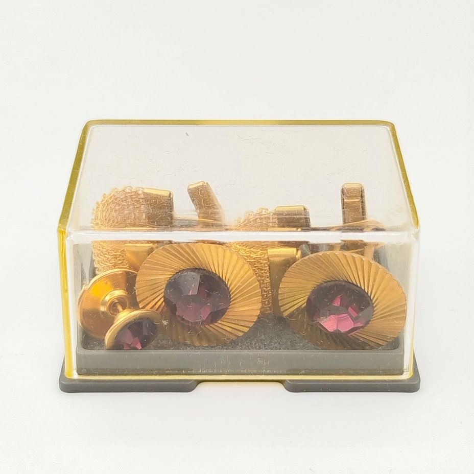 Запонки "Эффект" и брошь-зажим золотистого цвета с вставками фиолетового оттенка в футляре