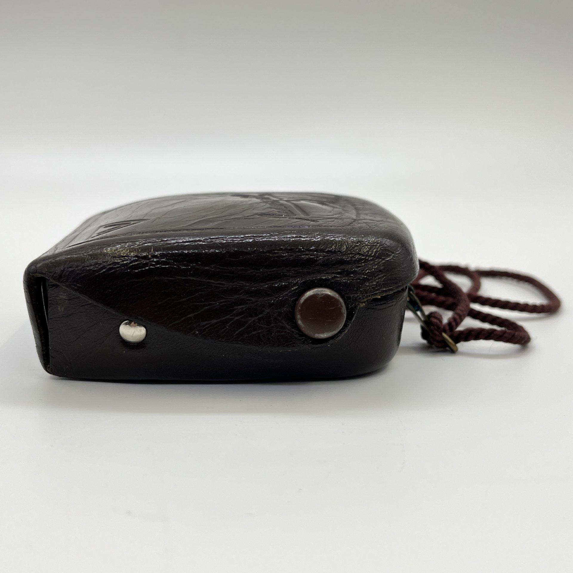 Экспонометр фотоэлектрический "Ленинград 2" (типа Ю11/2), пластик, металл, кожа, Завод «Вибратор», г. Ленинград, СССР, 1960-1970 гг.