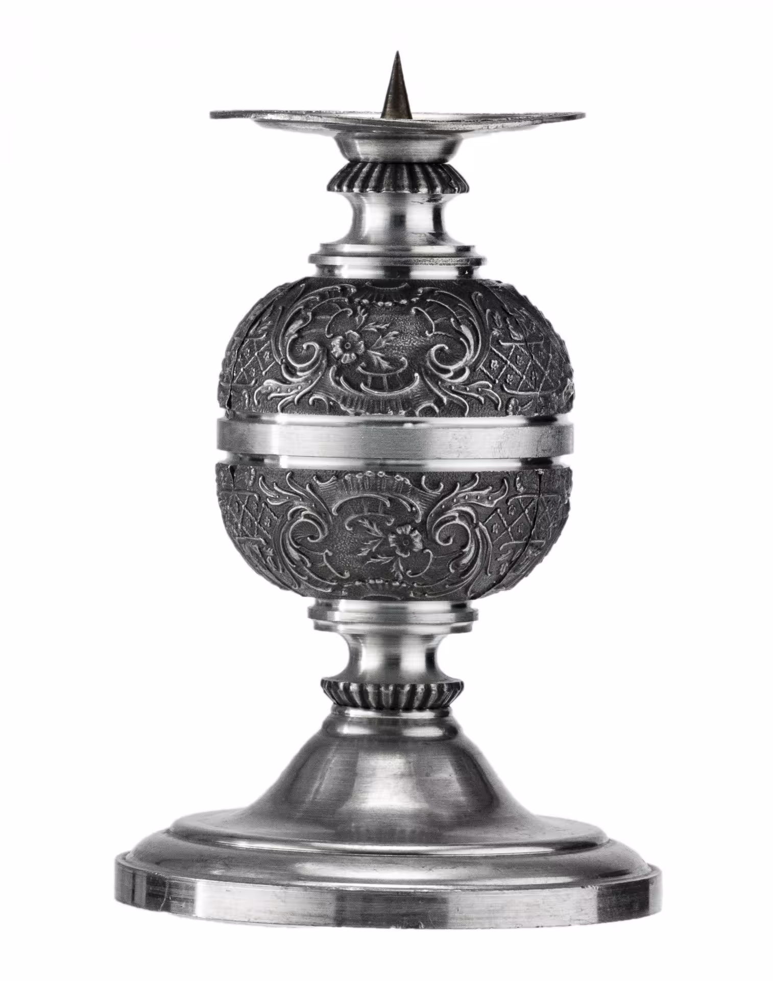Подсвечник с флоральным узором, олово, Германия, 1970-1990 гг.