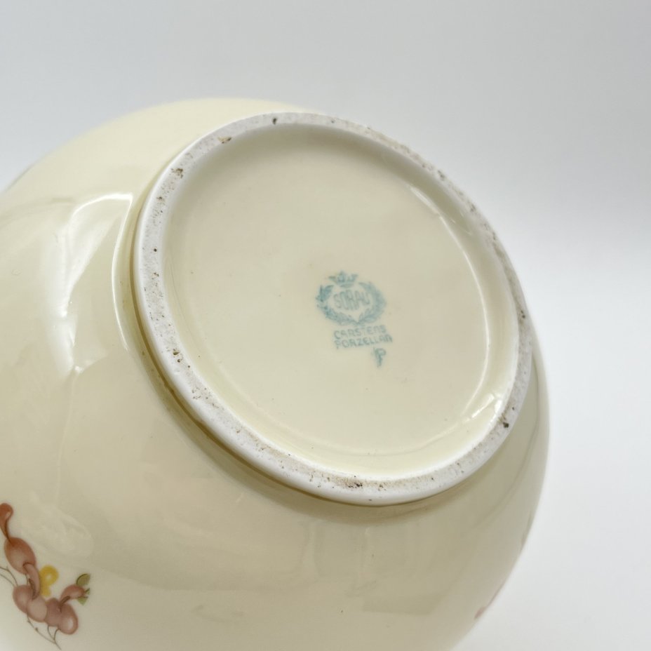 Ваза круглой формы, украшенная растительным декором, фарфор, деколь, Sorau Carstens Porzellan, Германия, 1925-1945 гг.