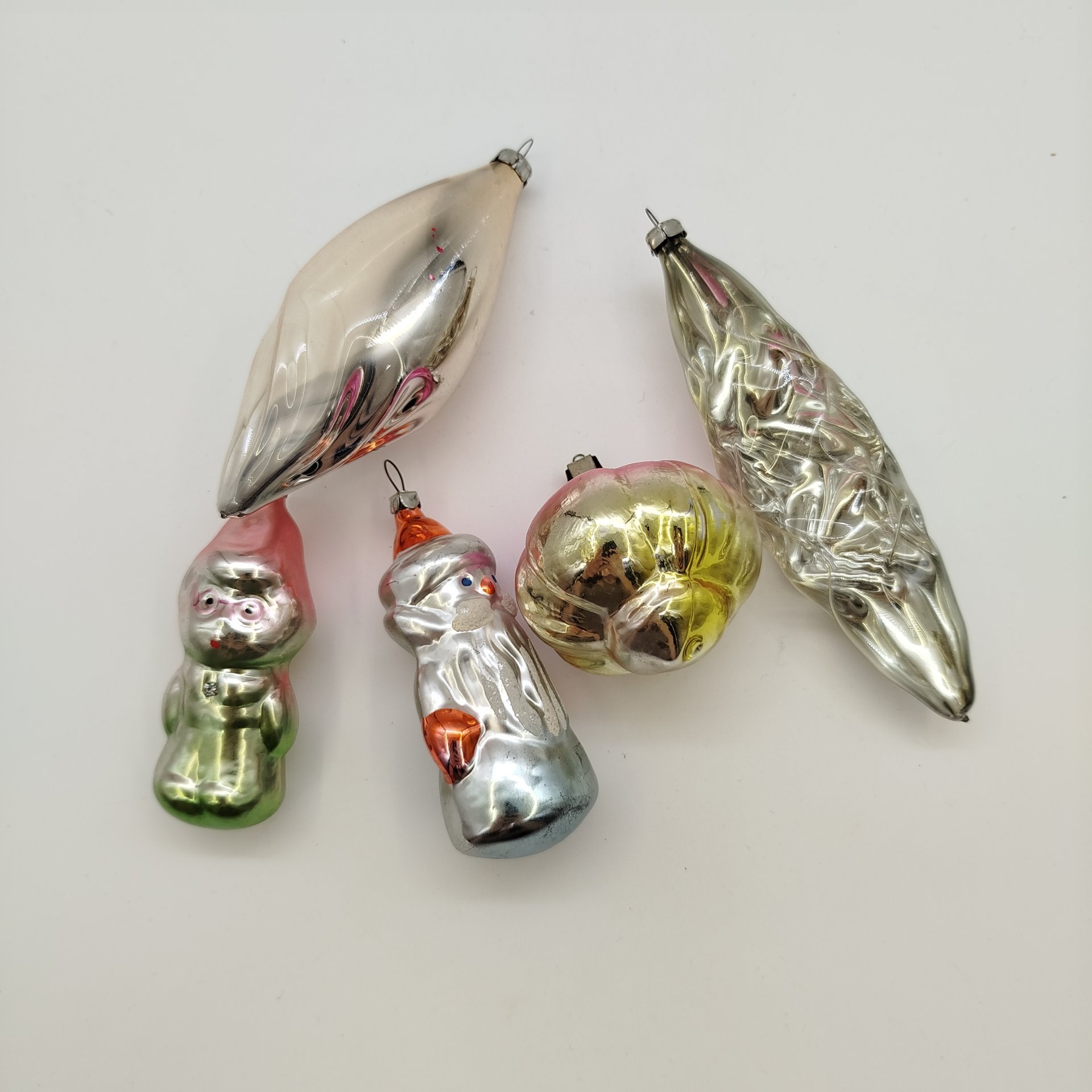 Набор из пяти ёлочных игрушек, стекло, металл, СССР, 1960-1980 гг.