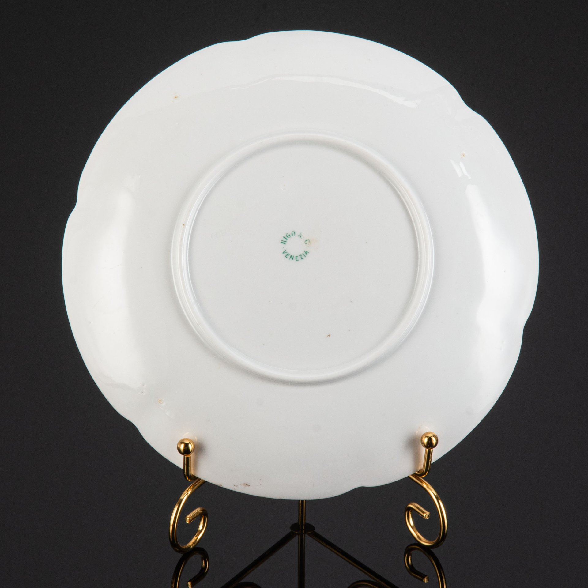 Тарелка, украшенная изображением кружева, Rigo & C. Venezia