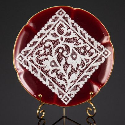 Тарелка, украшенная изображением кружева, Rigo & C. Venezia
