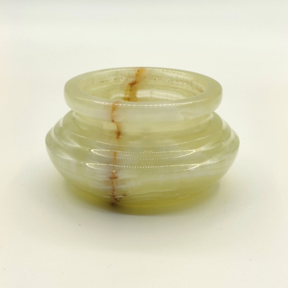 Вазочка декоративная круглой формы зеленоватого оттенка, оникс, резьба, Азия, 2000-2015 гг.