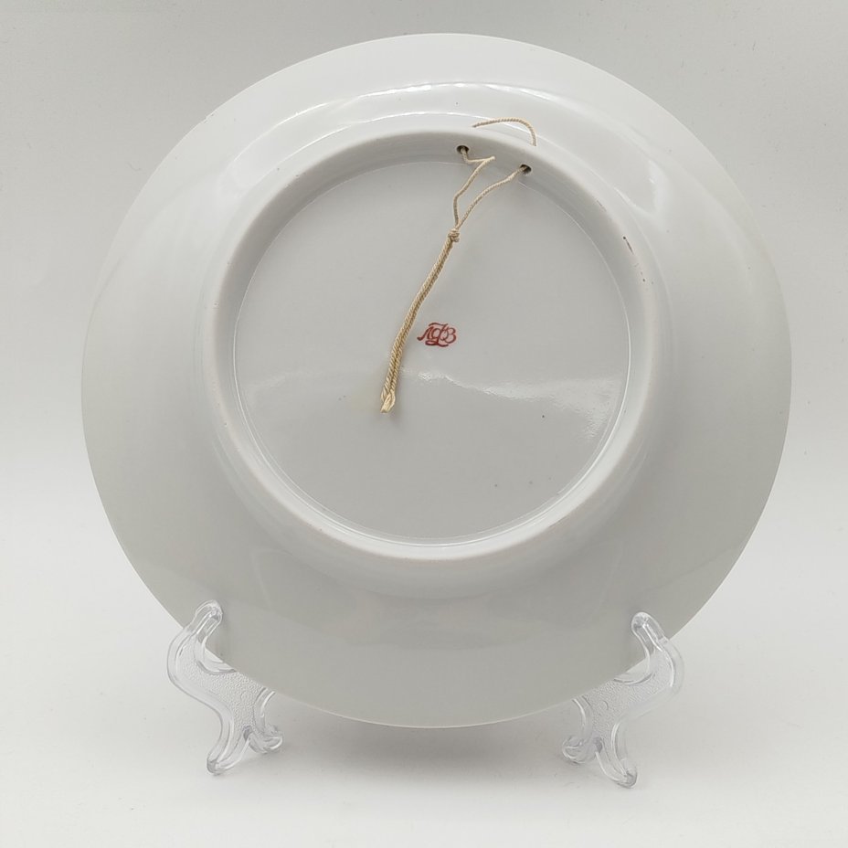 Тарелка декоративная "Стрелка Васильевского острова", фарфор, деколь, Ленинградский фарфоровый завод (ЛФЗ), Россия, 1989-2001 гг.