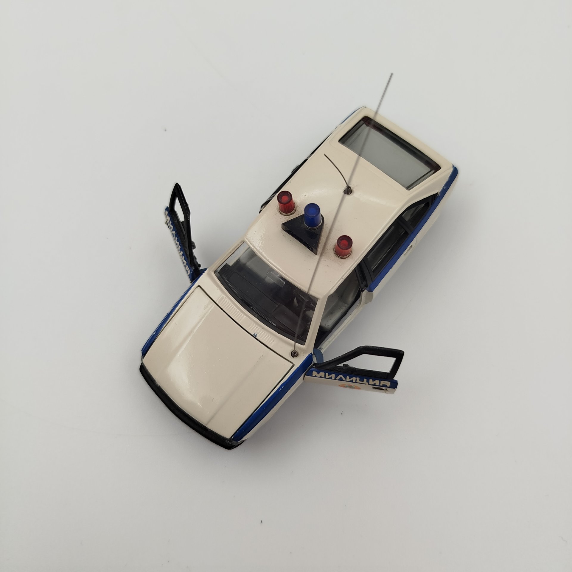 Модель автомобиля "Москвич 2141" (Милиция), авторская модель, металл, пластик, СССР, 1980-1990 гг.