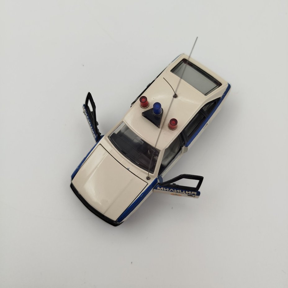 Модель автомобиля "Москвич 2141" (Милиция), авторская модель