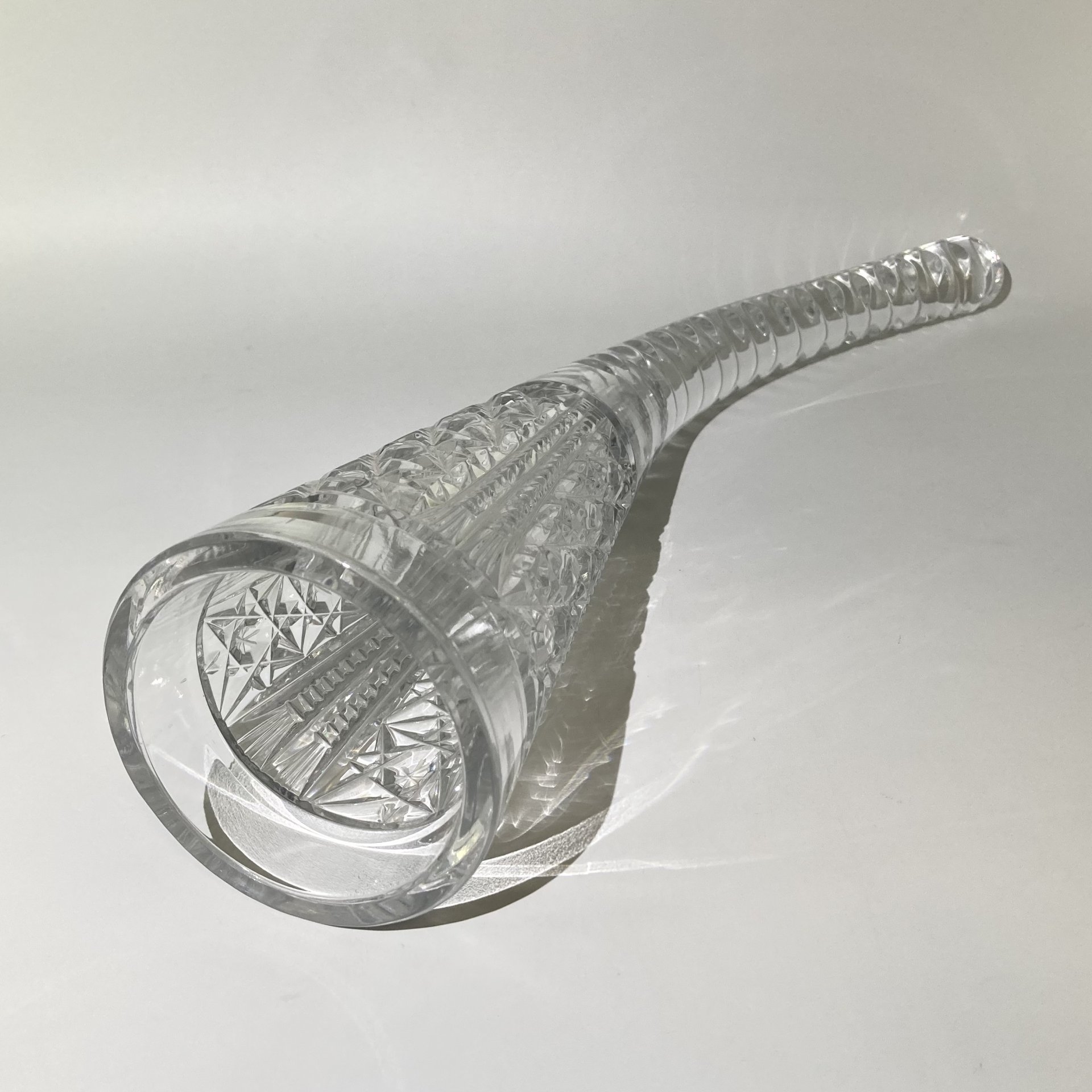 Кубок для вина ("Рог изобилия"), хрусталь, алмазная грань, СССР, 1970-1990 гг.