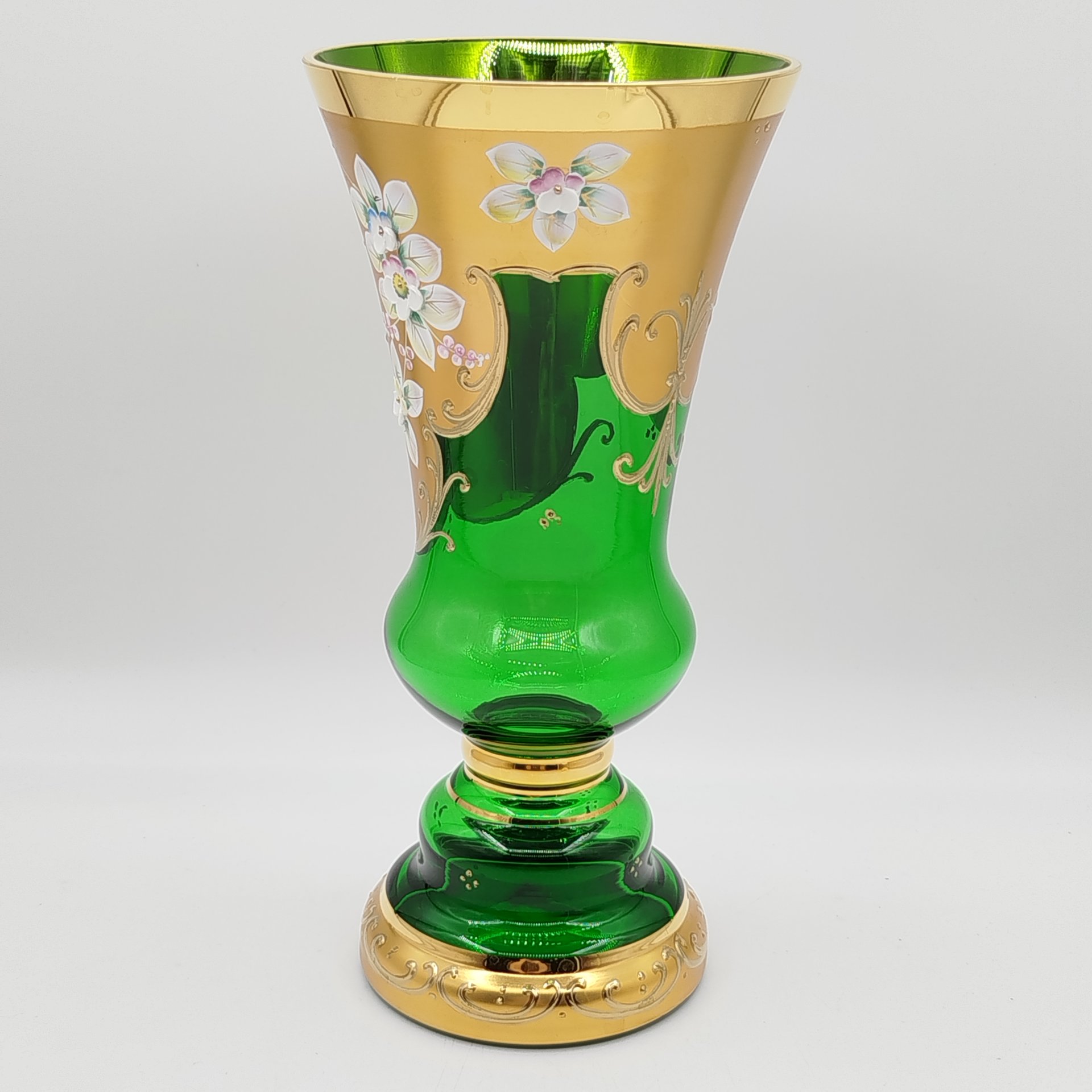 Ваза миниатюрная с лепным цветочным декором, Bohemia Crystal (Bohemia Glass)