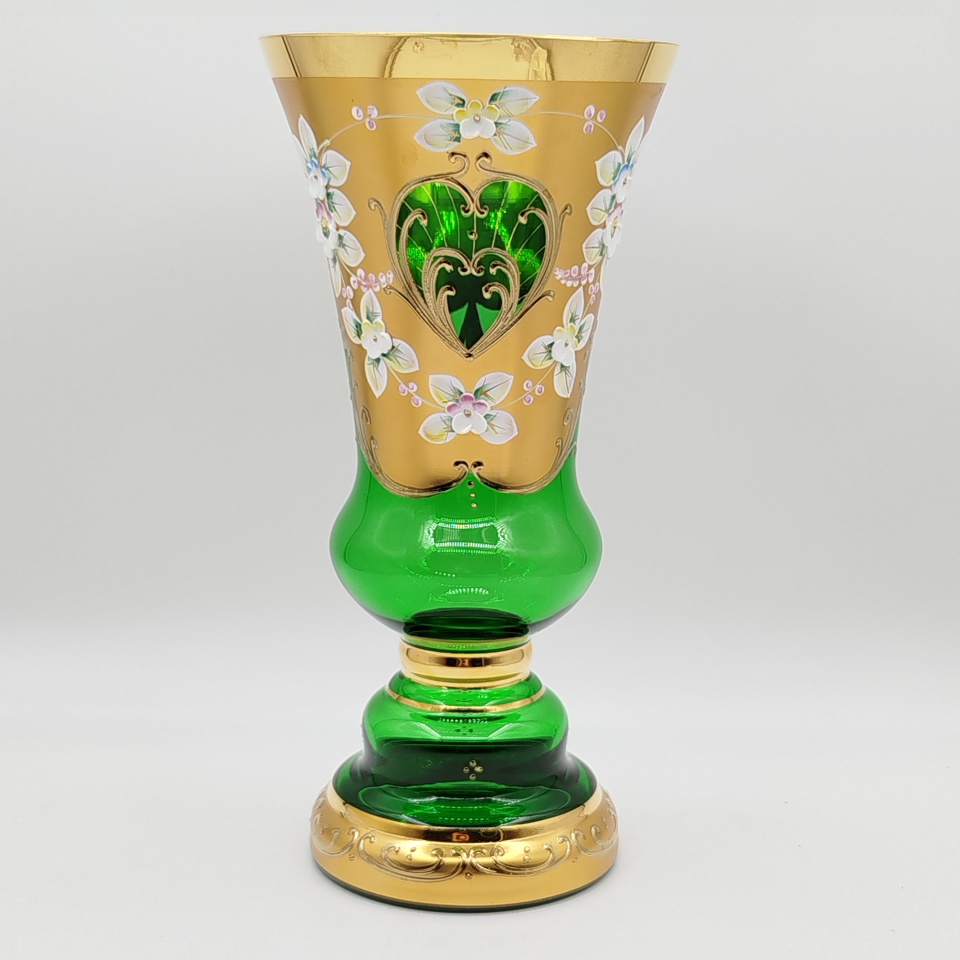 Ваза миниатюрная с лепным цветочным декором, Bohemia Crystal (Bohemia Glass)