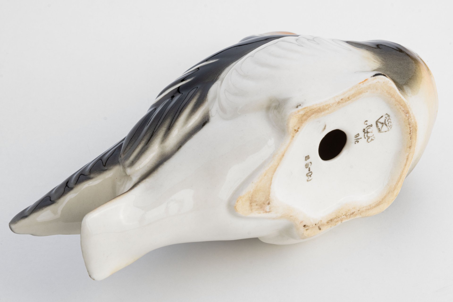 Статуэтка "Краснозобая казарка", Ленинградский фарфоровый завод (ЛФЗ)