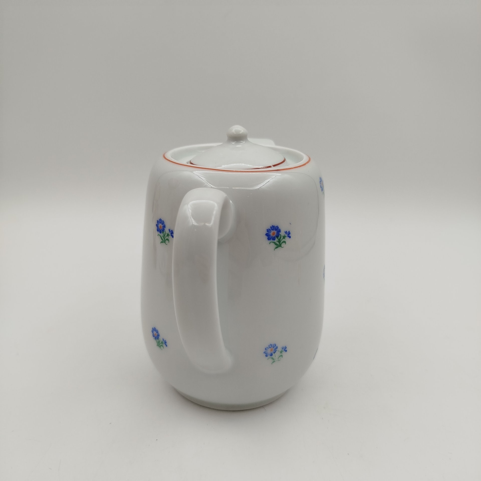 Молочник с нежным цветочным декором, фарфор, деколь, Kahla, Германия, 1937-1957 гг., Kahla