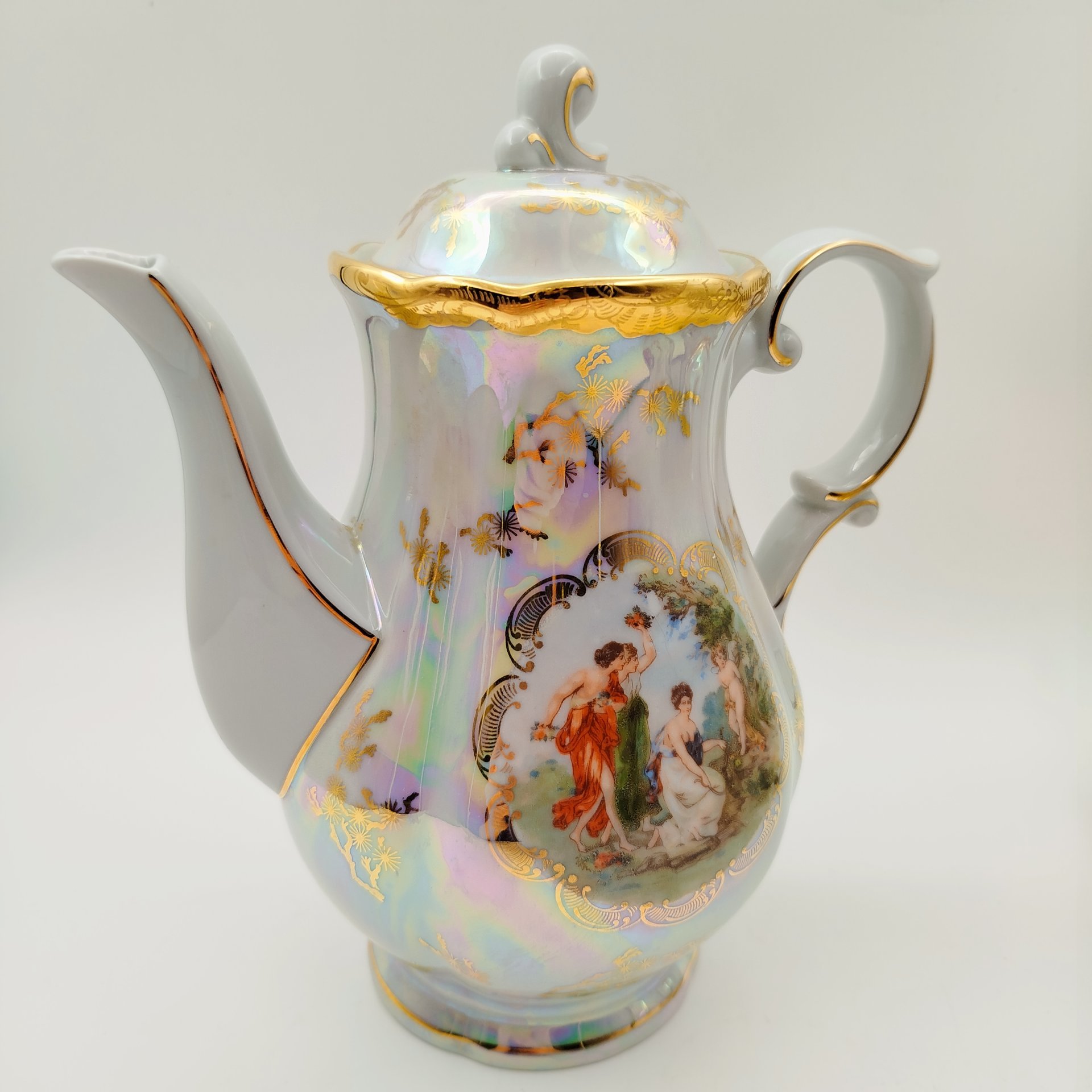 Набор кофейный "Мадонна" (кофейник, сахарница, молочник), фарфор, люстр, деколь, золочение, Oscar Schlegelmilch, ГДР, 1953-1972 гг.