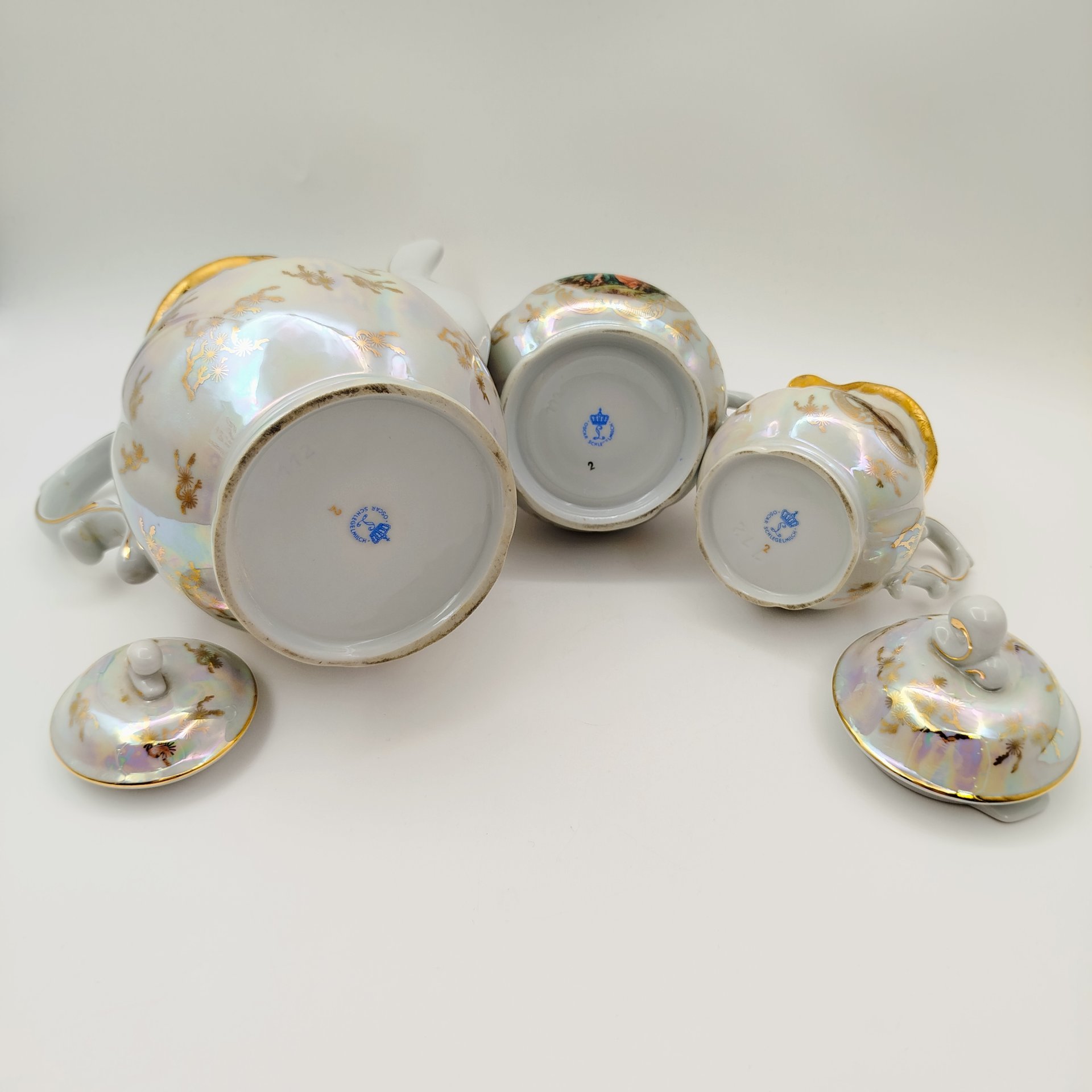 Набор кофейный "Мадонна" (кофейник, сахарница, молочник), фарфор, люстр, деколь, золочение, Oscar Schlegelmilch, ГДР, 1953-1972 гг.