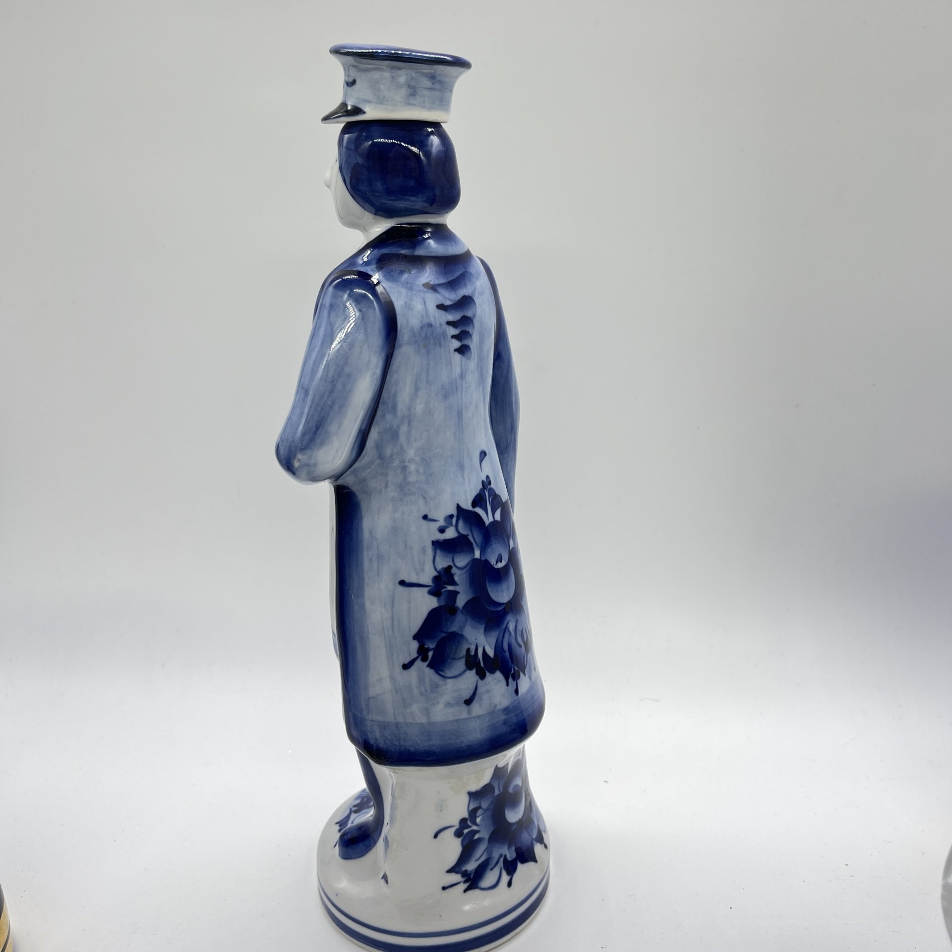 Штоф "Купец", авт. Рысина, фарфор, роспись, Россия, 1990-2010 гг.