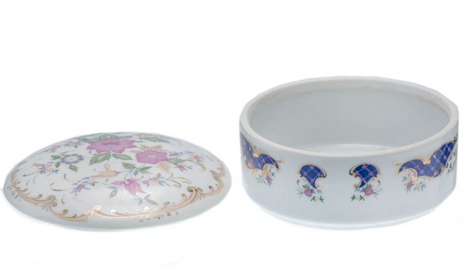 Шкатулка фарфоровая с цветочным декором (в подборе), фарфор, деколь, Западная Европа, 2000 - 2010 гг.