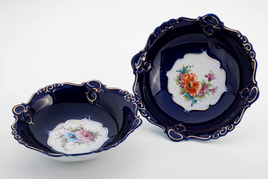 Пара глубоких блюд с цветочным декором, Cluj-Napoca Porcelain