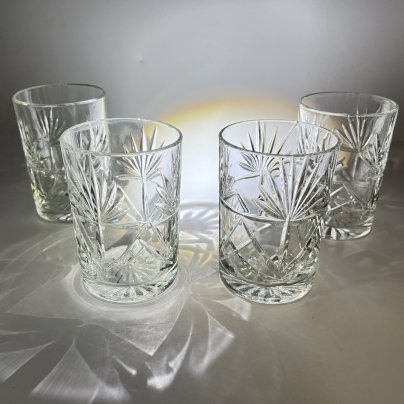 Стаканы с растительным декором на 4 персоны, хрусталь, пресс, Россия, 1980-2000 гг.