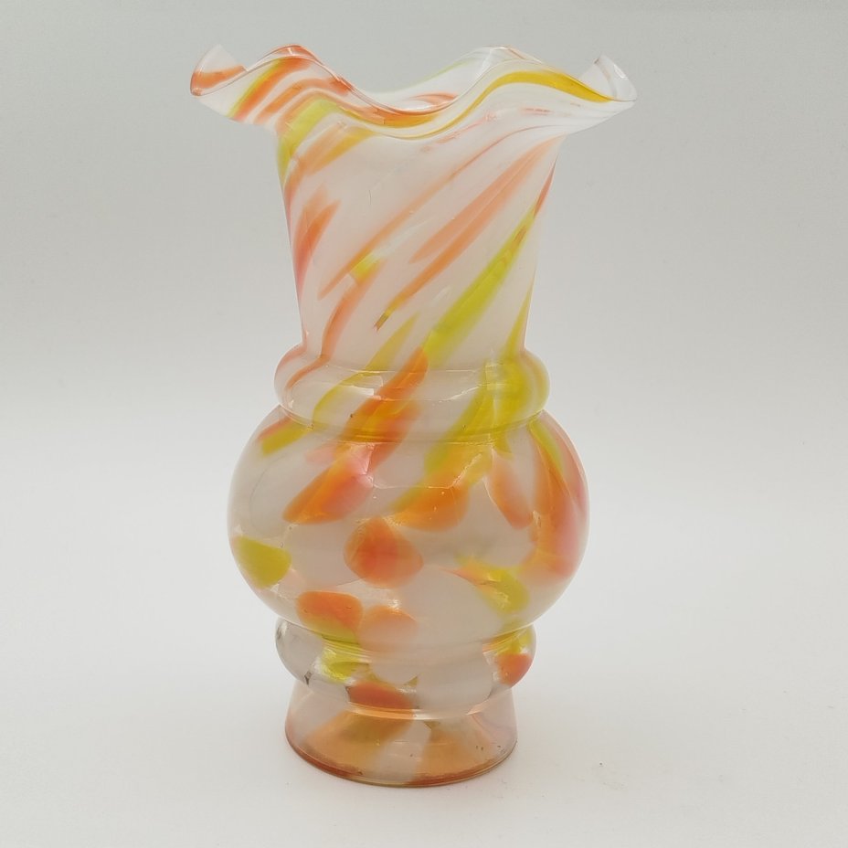 Ваза миниатюрная с волнистым бортом