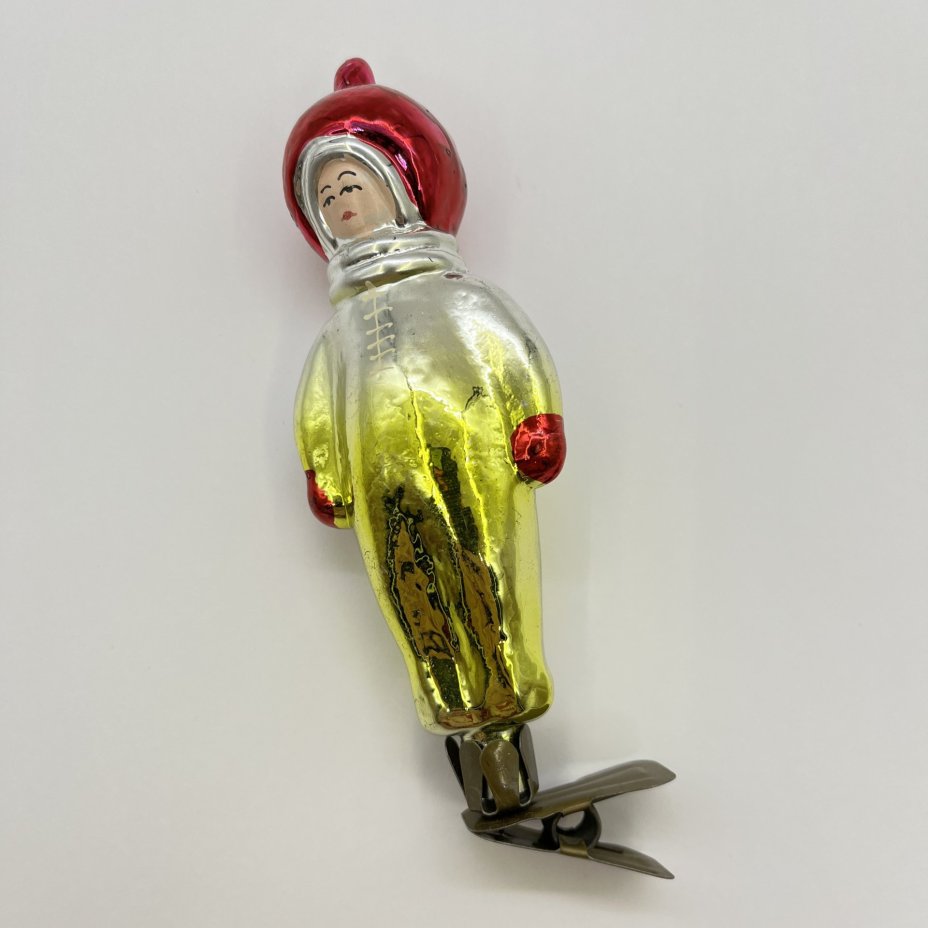 Ёлочная игрушка на прищепке "Космонавт", стекло, краска, металл, СССР, 1960-1980 гг.